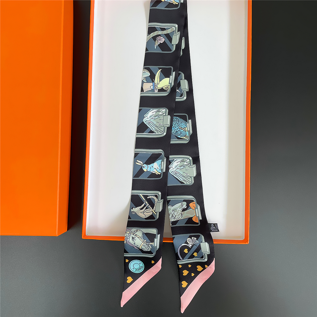 Brand Design Twill 100% Silk S - مراجعة Face Scarf Mask وسعره