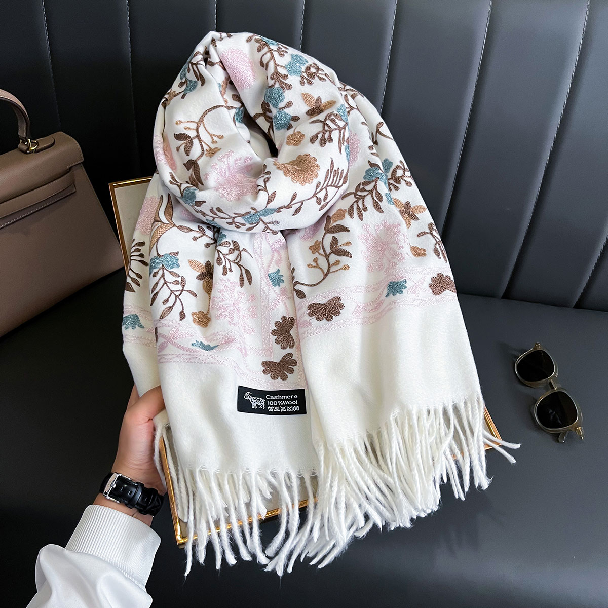New Winter Warm Cashmere Scarf - مراجعة Woven Scarf Blanket وسعره