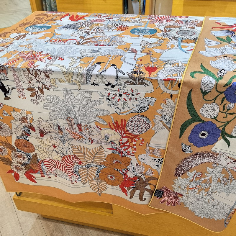 Double Sided Print Luxury Silk - مراجعة Pashmina Wrap Large وسعره