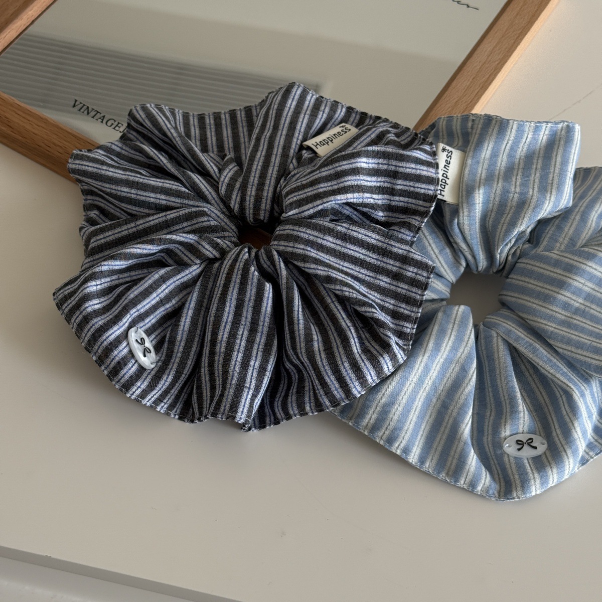 Blue Solid Color Silk Hair Ban - مراجعة Silk Tie Striped وسعره