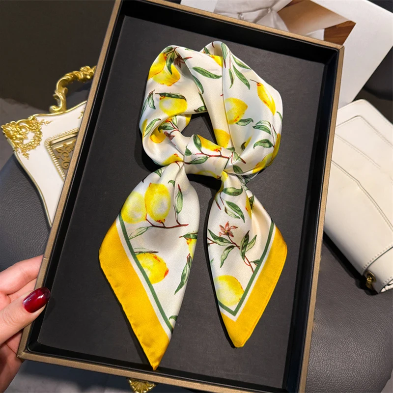 70cm Square Lemon Print Yellow - مراجعة Face Scarf Mask وسعره