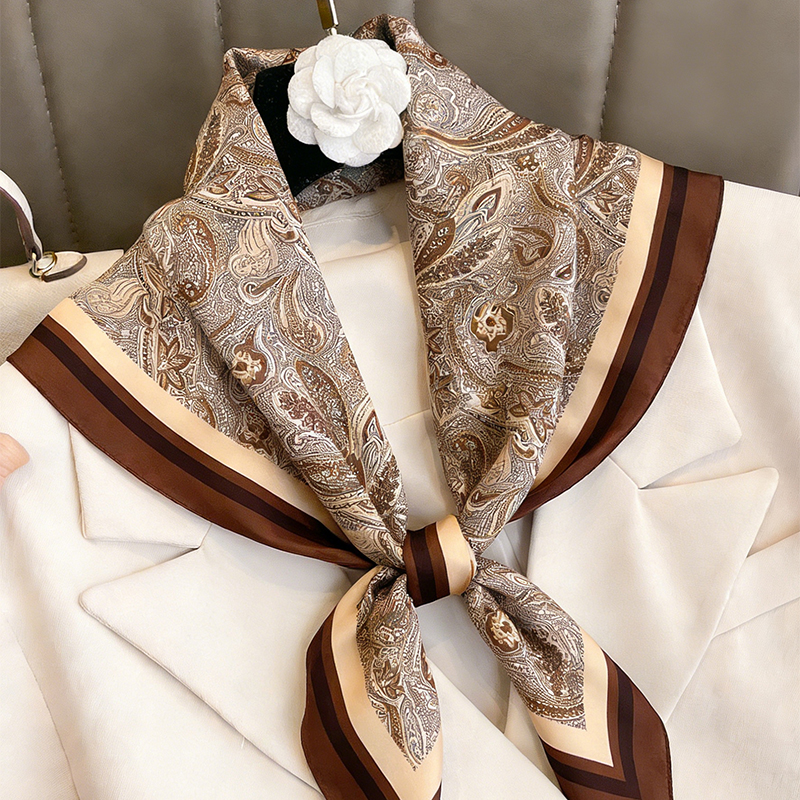 Luxury Women Silk Square Scarf - مراجعة Face Scarf Mask وسعره