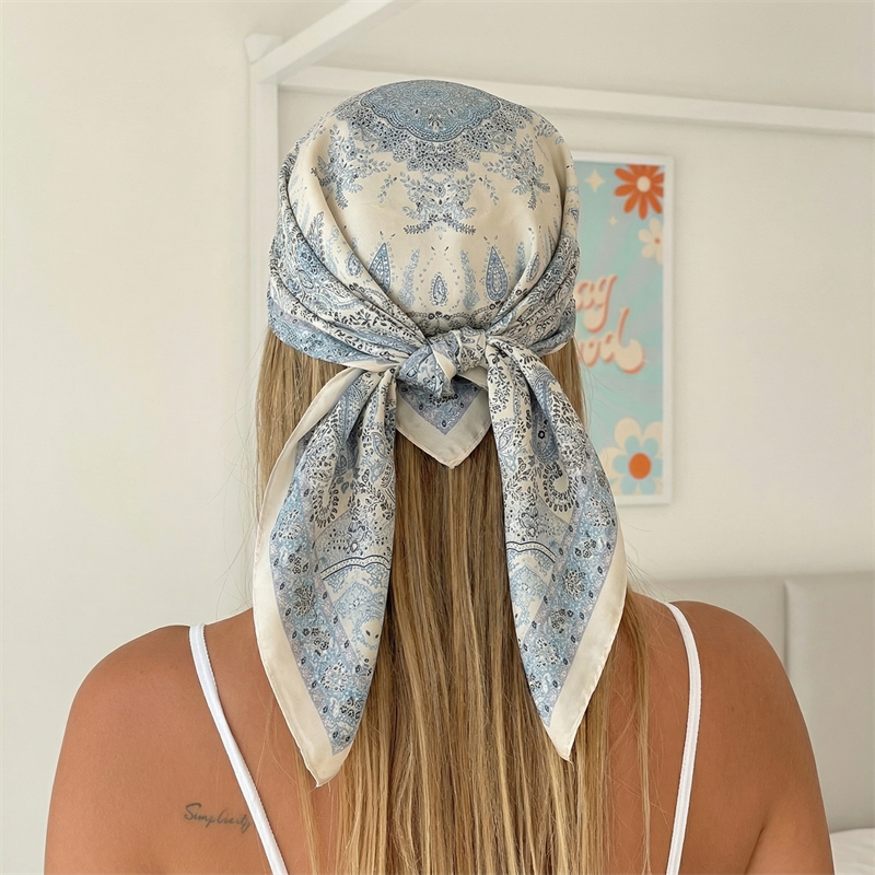 Luxury Printing Silk Square Sc - مراجعة Ascot Neck Scarf وسعره