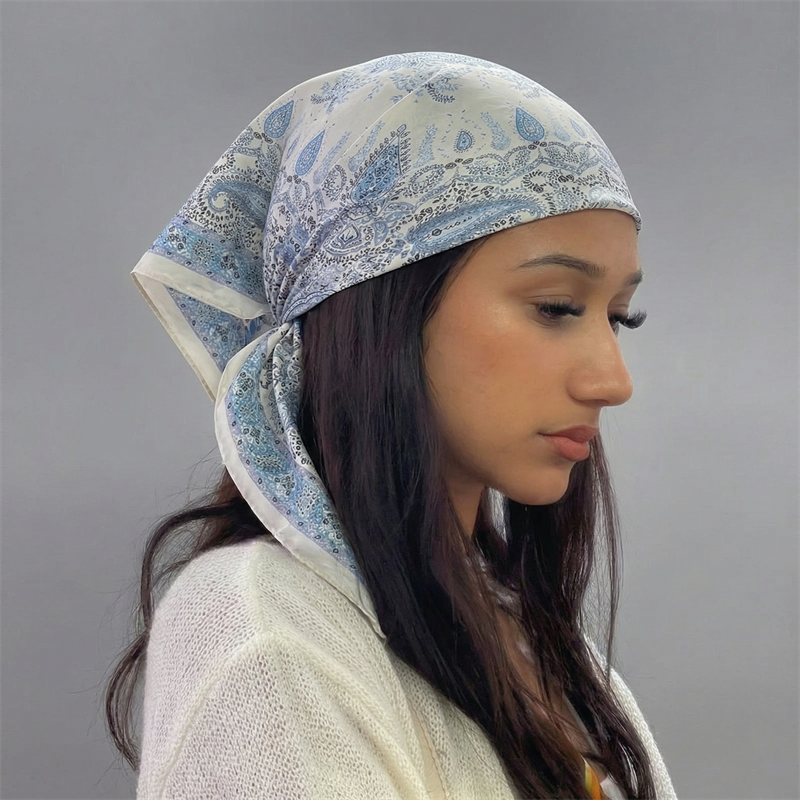 Luxury Printing Silk Square Sc - مراجعة Ascot Neck Scarf وسعره