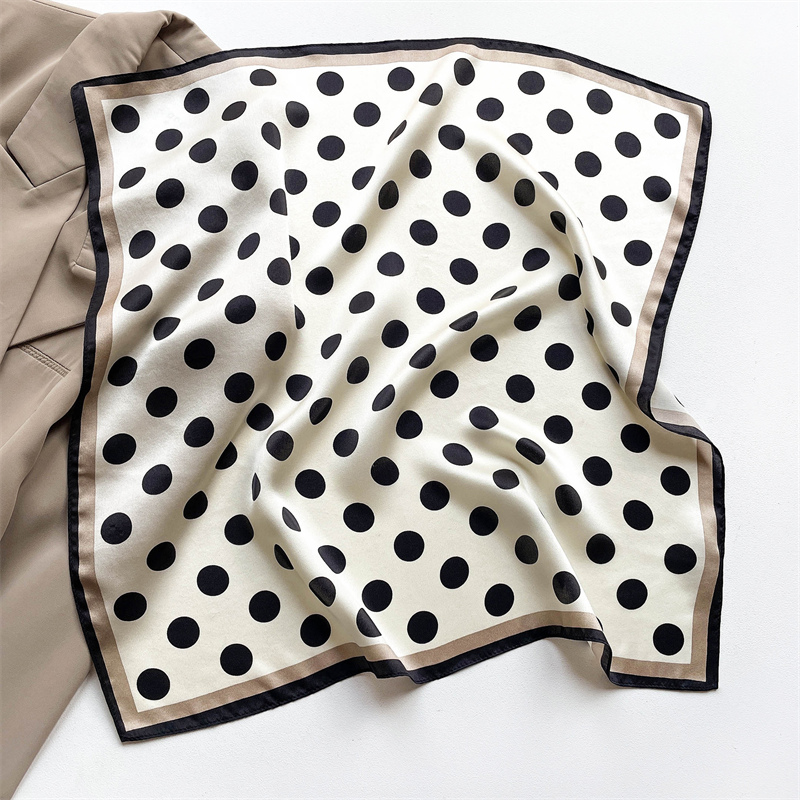 2024 New Pure Silk Scarf Small - مراجعة Ascot Neck Scarf وسعره