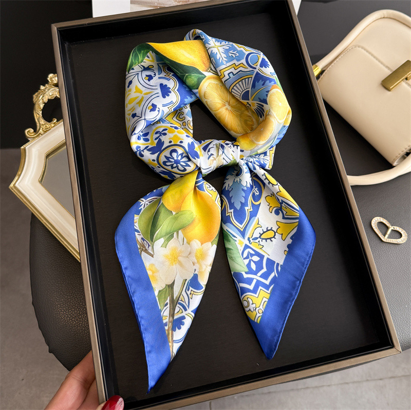 2026 New Fruit Print Silk Squa - مراجعة Ascot Neck Scarf وسعره