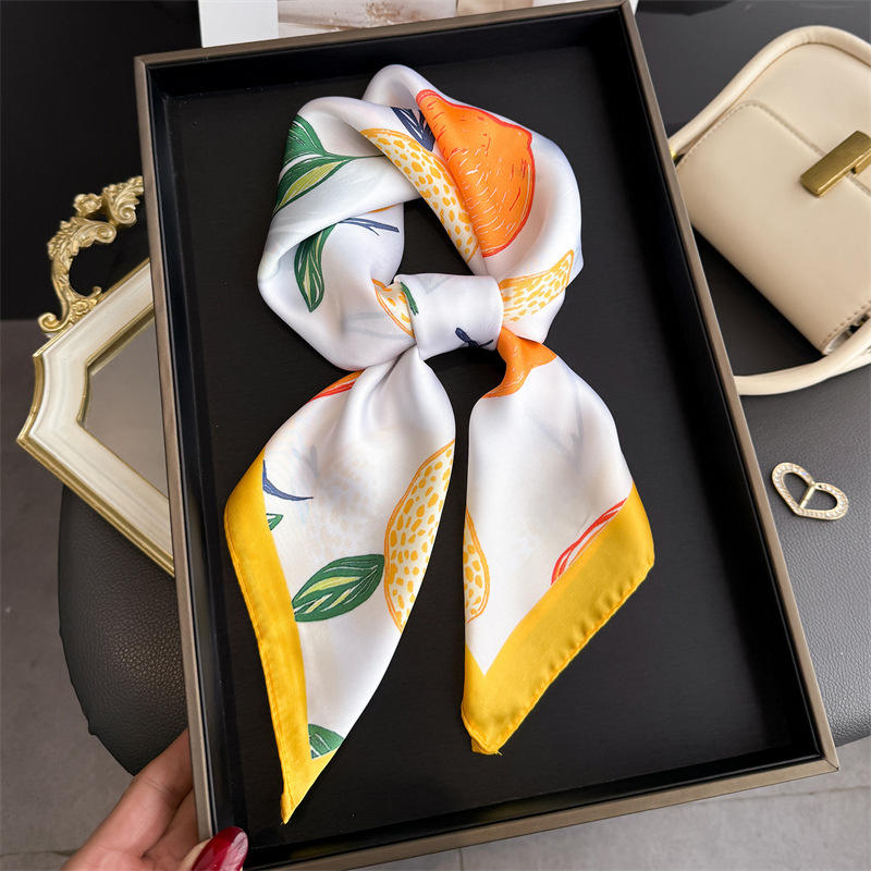2026 New Fruit Print Silk Squa - مراجعة Ascot Neck Scarf وسعره
