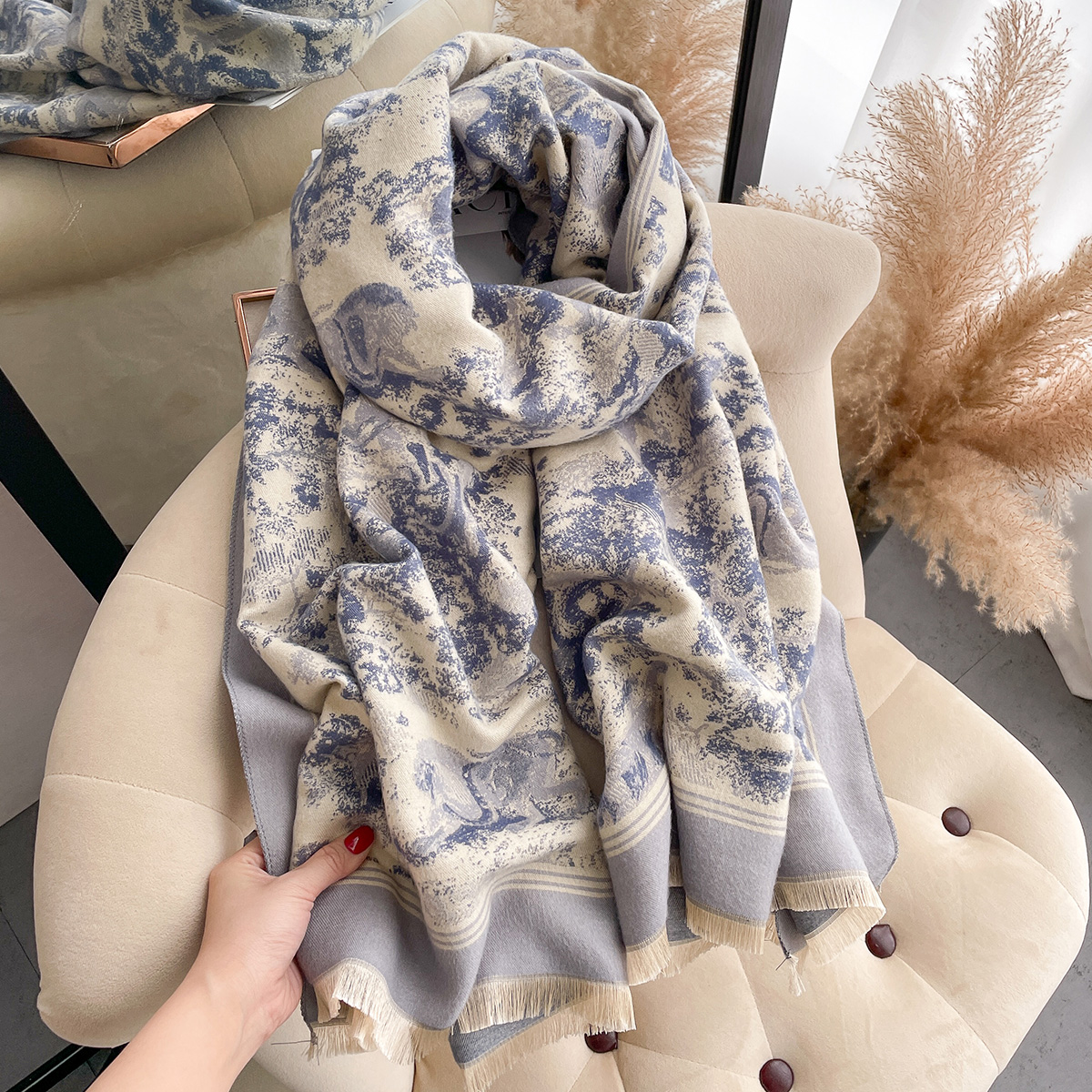 Luxury Winter Cashmere Scarf W - مراجعة Woven Scarf Blanket وسعره