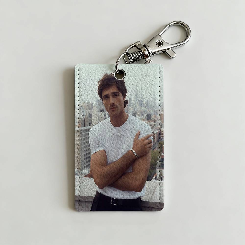 Actor J-Jacob Elordi Card Hold - مراجعة Lanyard Badge Holder وسعره