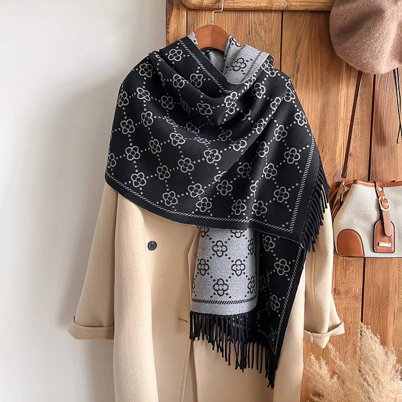 Brands Jacquard Design Winter  - مراجعة Woven Scarf Blanket وسعره